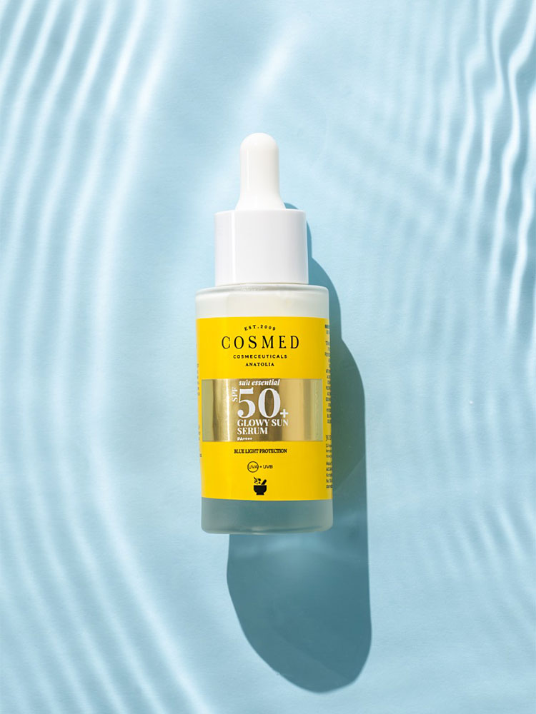 SPF50+ SUN ESSENTIALS GLOWY SUN SERUM